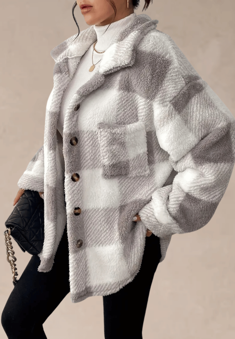 Szara kurtka damska polarowa oversize w kratę z guzikami