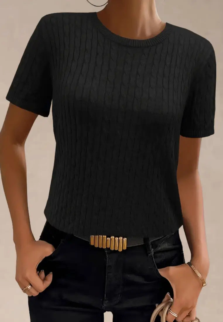 Czarny sweter damski z krótkim rękawem i okrągłym dekoltem