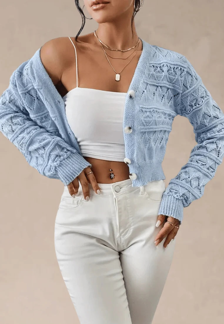 Błękitny kardigan damski ażurowy krótki fason perełkowe guziki
