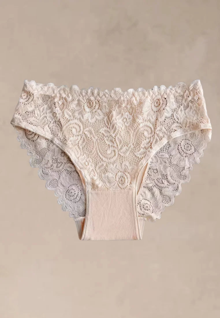 Zestaw 4 szt. figi majtki damskie bawełniane koronkowe w czerni i beżu