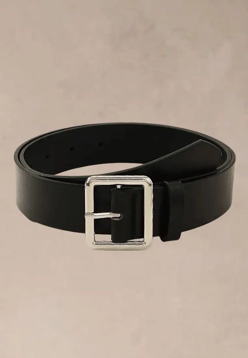 Pasek damski z kwadratową sprzączką