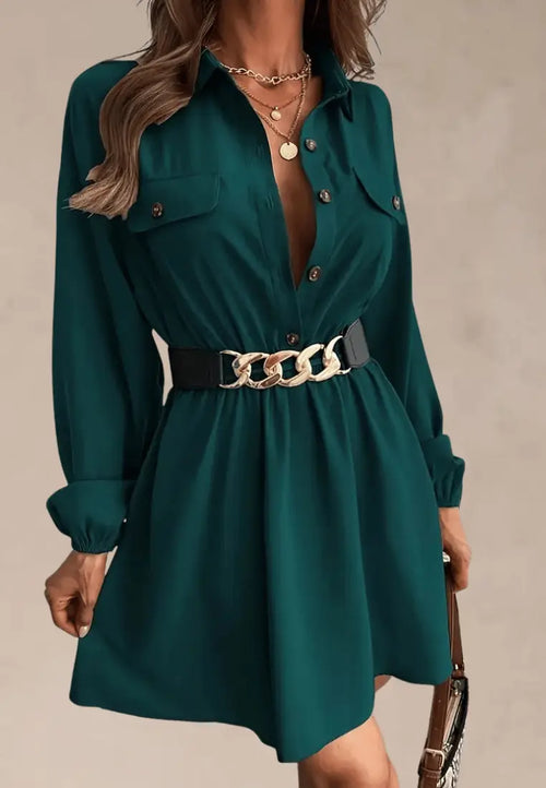 Zielona sukienka koszulowa z guzikami