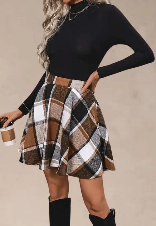 Brązowa spódniczka damska rozkloszowana mini wysoki stan kratka