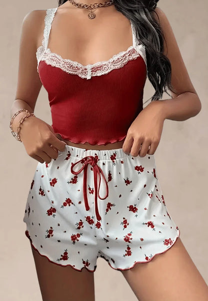 Bordowo-biały komplet piżamowy damski z ramiączkami i szortami z koronką