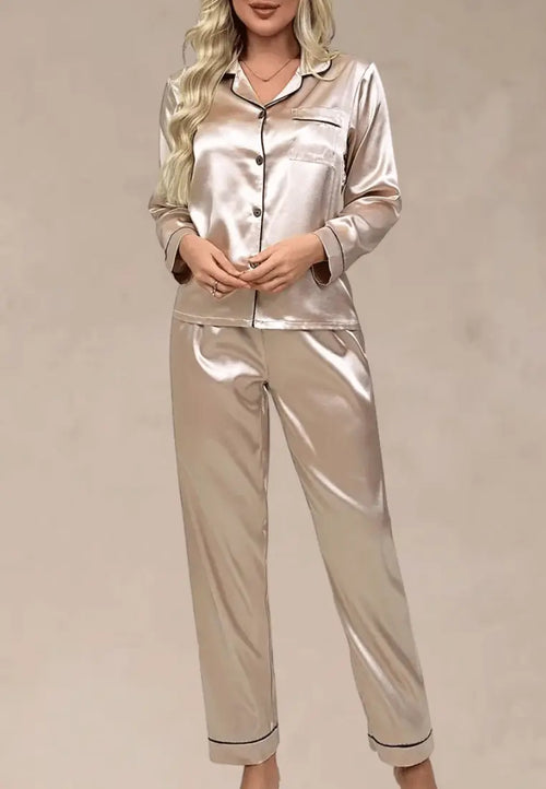 Różowy komplet piżamowy damski satynowy z długim rękawem i długimi spodniami