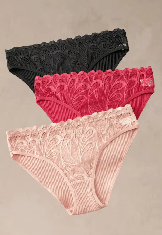 Zestaw 3 szt. figi majtki damskie koronkowe bawełniane czarne, czerwone i pudrowe