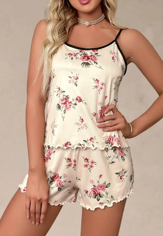 Beżowy komplet piżamowy damski z topem na ramiączkach i szortami w kwiaty