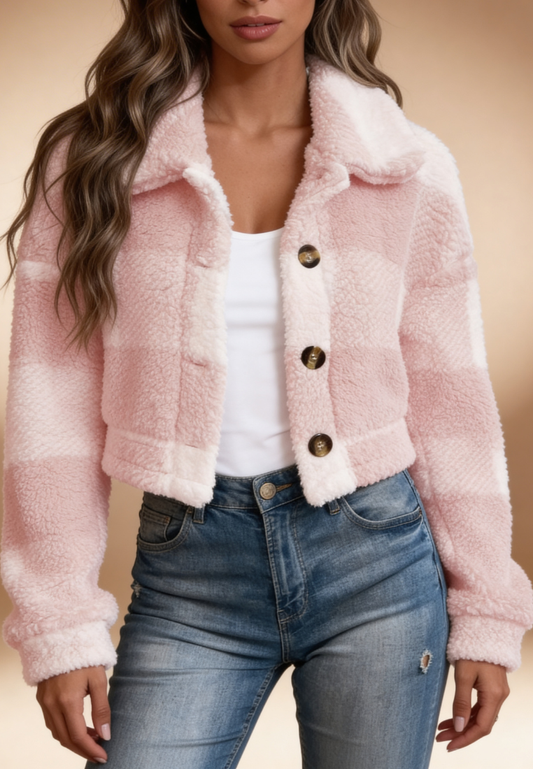 Różowa kurtka damska polarowa krótka w kratę z guzikami