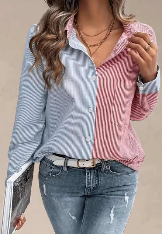 Dwukolorowa koszula damska w paski z kieszenią i jasnymi guzikami