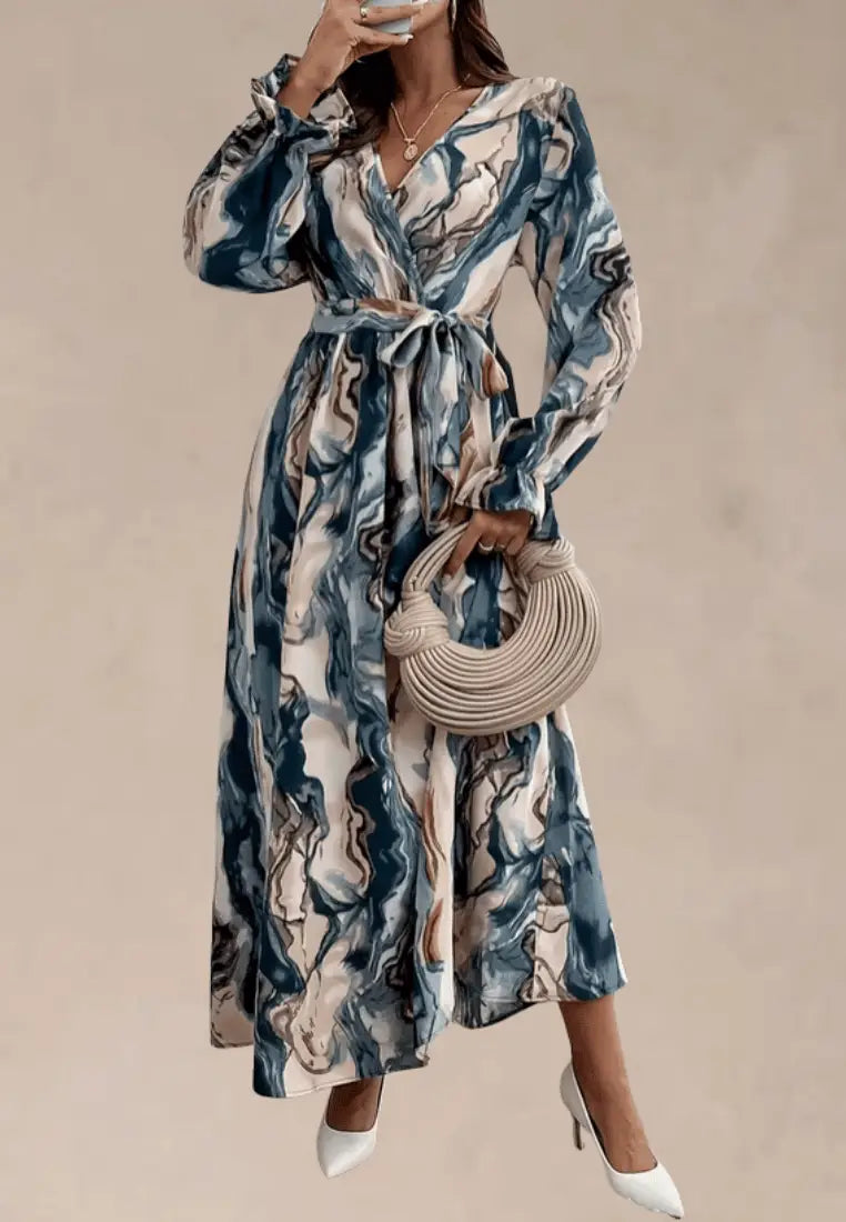 Zielono‑beżowa sukienka kopertowa marmurkowy wzór z paskiem i długim rękawem