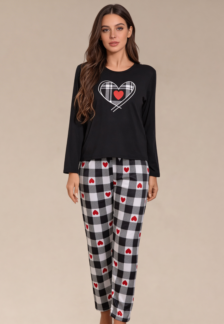 Czarny komplet piżamowy damski z długim rękawem i spodniami w serca
