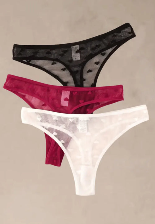 Zestaw 3 szt. stringi majtki damskie koronkowe bawełniane czarne, czerwone i białe