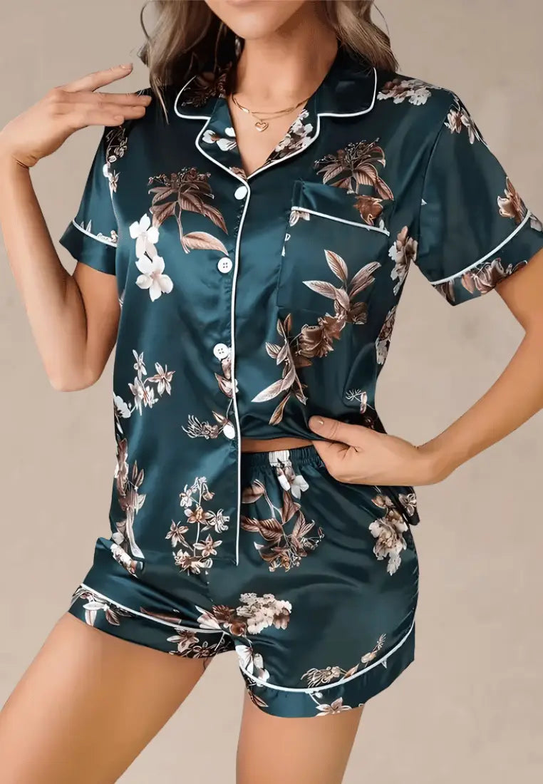 Zielony komplet piżamowy damski koszula i spodenki w kwiaty