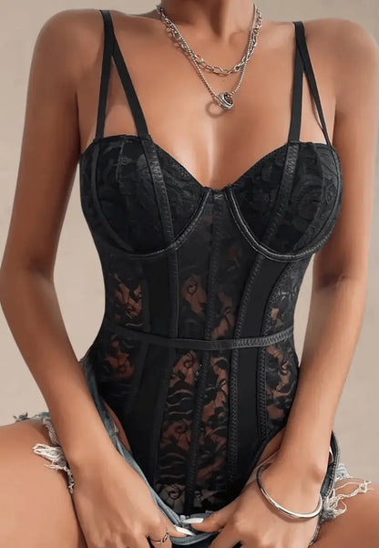 Czarne body damskie koronkowe z fiszbinami i podwójnymi ramiączkami