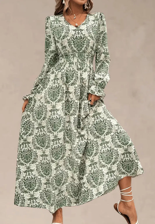 Zielona sukienka maxi z printem i długim rękawem