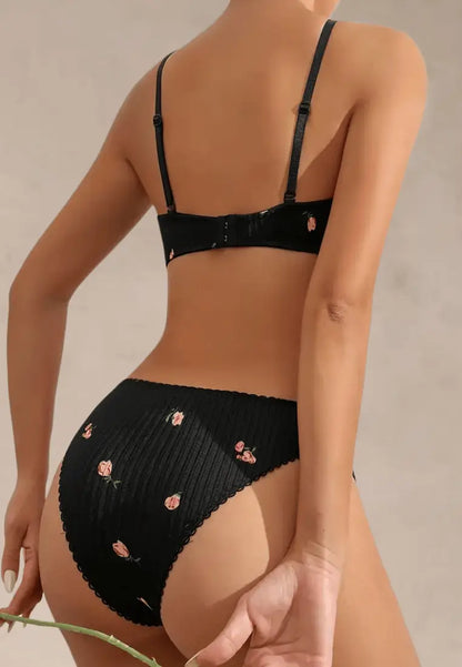 Czarny komplet bielizny damski biustonosz i figi z haftem i kokardką