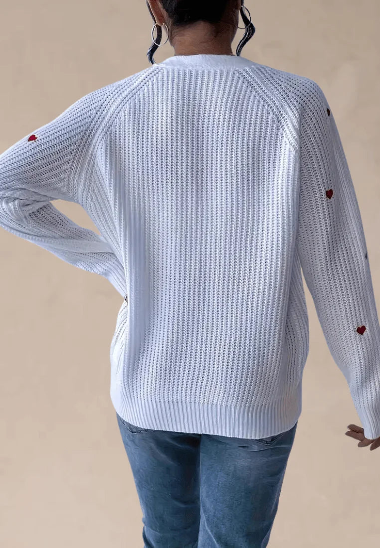 Kardigan damski na guziki z czerwonymi serduszkami