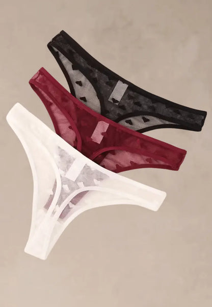 Zestaw 3 szt. stringi majtki damskie koronkowe bawełniane czarne, czerwone i białe