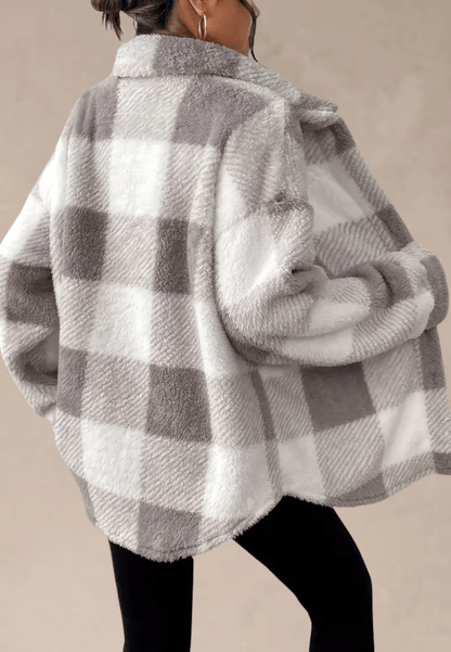 Szara kurtka damska polarowa oversize w kratę z guzikami