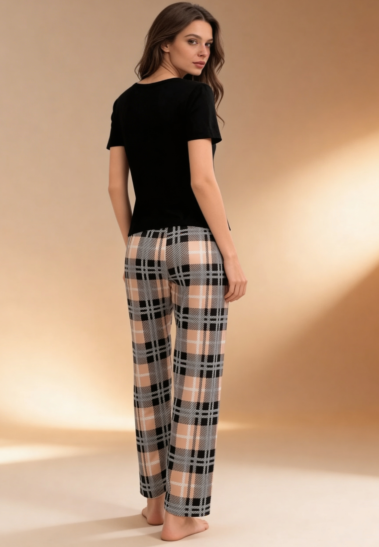 Czarny komplet piżamowy damski z krótkim rękawem i długimi spodniami