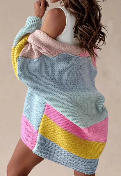 Pastelowy kardigan damski oversize z miękkiej dzianiny bez zapięcia