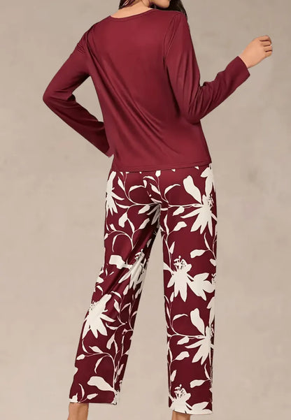 Bordowy komplet piżamowy damski z długim rękawem i długimi spodniami w kwiaty