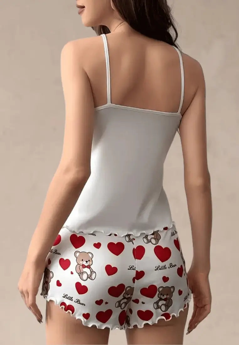 Biały komplet piżamowy damski z topem na ramiączkach i szortami w misie