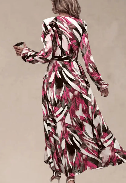 Różowa sukienka maxi we wzory z paskiem i dekoltem V