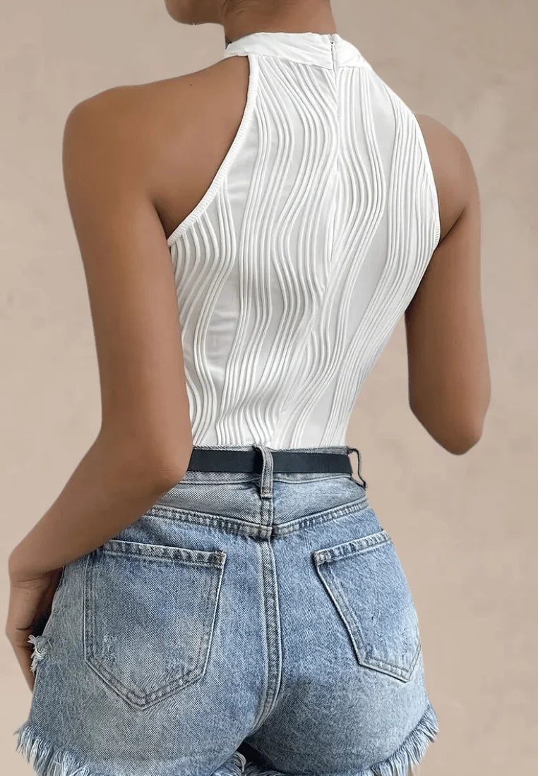 Białe body damskie dopasowane z dekoltem halter
