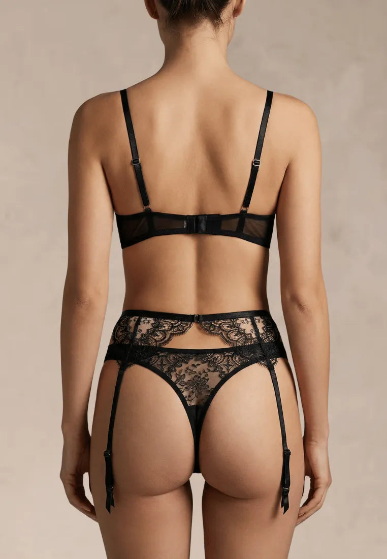 Czarny zestaw bielizny damski koronkowy z kokardkami i pasem do pończoch