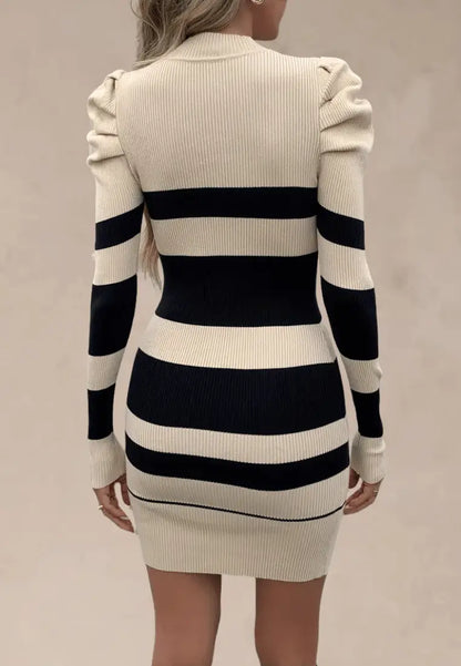 Beżowo-czarna sukienka dzianinowa w poziome pasy