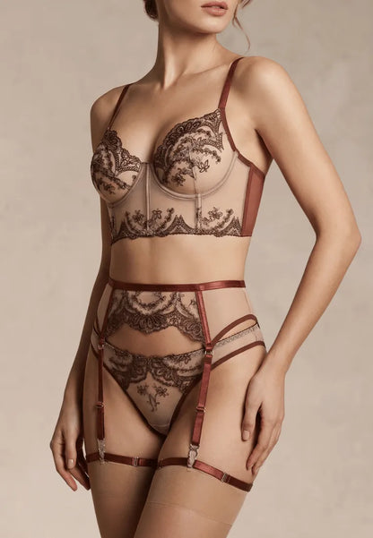Brązowy zestaw bielizny damski koronkowy z haftem i pasem do pończoch