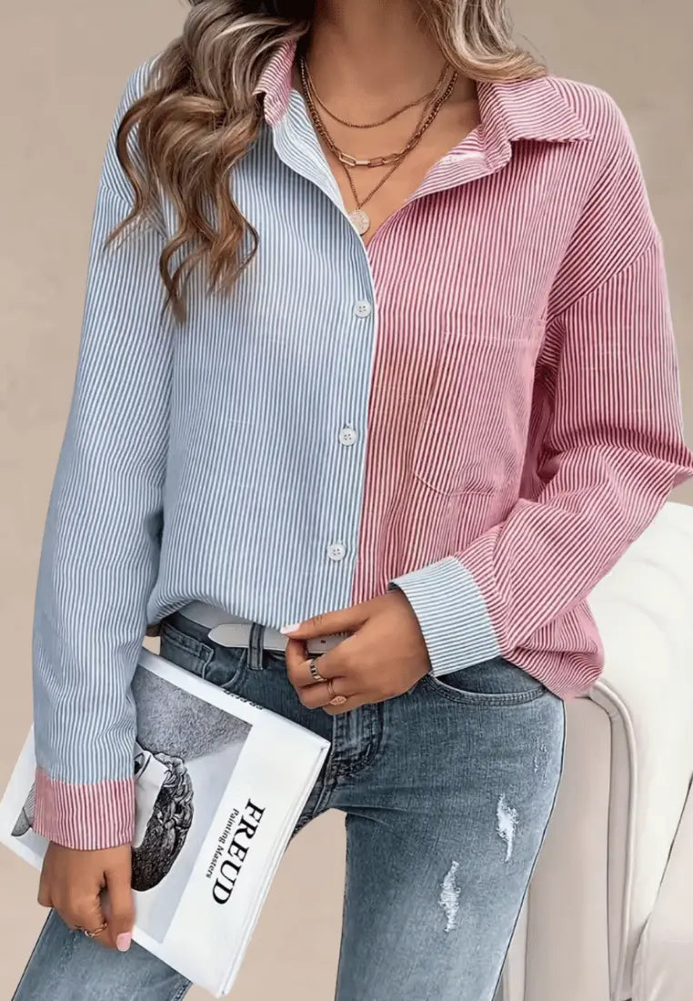 Dwukolorowa koszula damska w paski z kieszenią i jasnymi guzikami