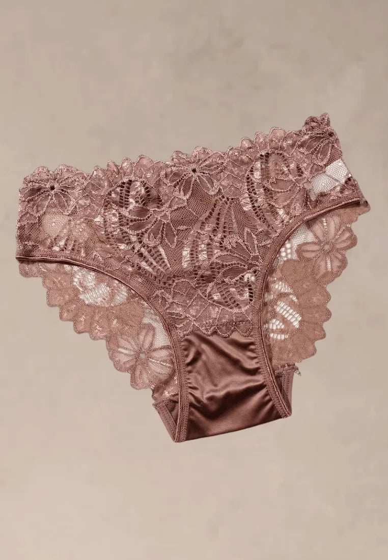 Zestaw 3 szt. figi majtki damskie koronkowe satynowe czarne i beżowe