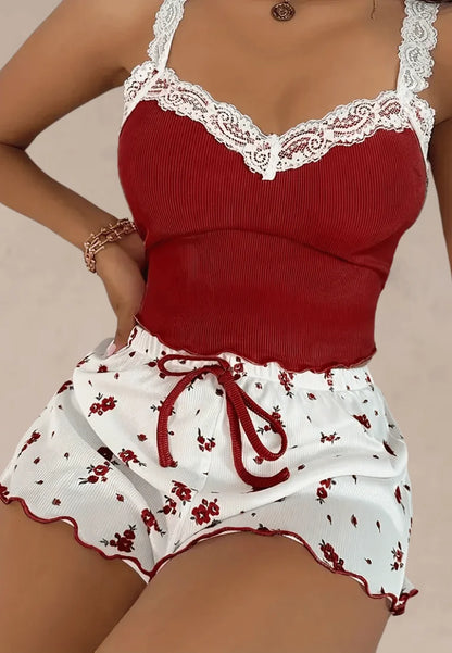 Bordowo-biały komplet piżamowy damski z ramiączkami i szortami z koronką
