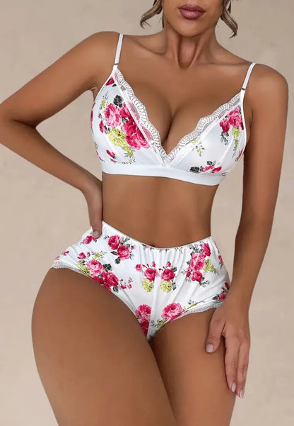 Biały komplet bielizny damski biustonosz i figi w kwiaty z koronką