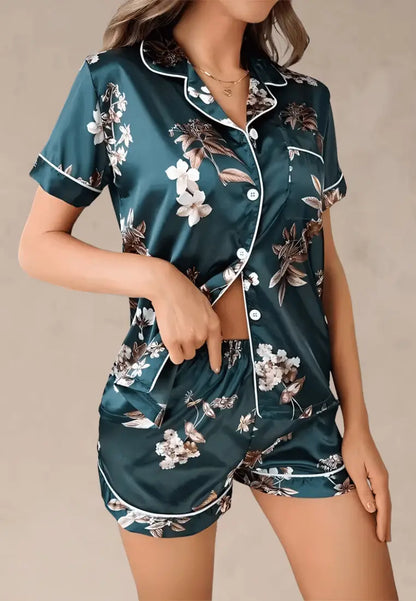 Zielony komplet piżamowy damski koszula i spodenki w kwiaty