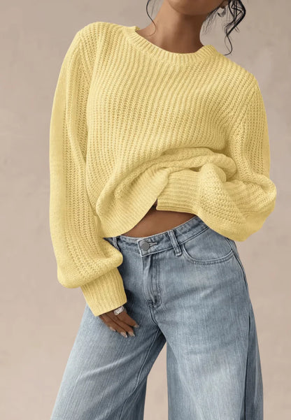 Żółty sweter damski oversize o grubym splocie