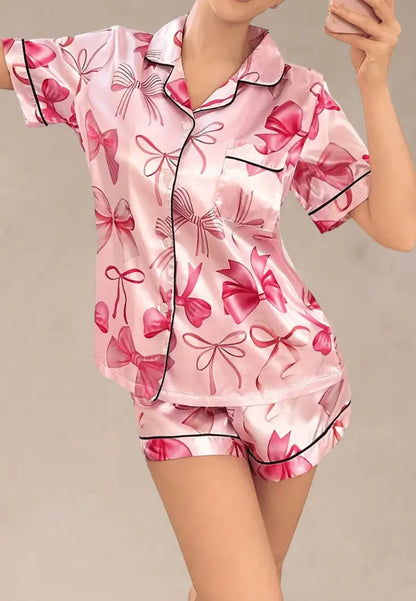 Różowy komplet piżamowy damski koszula z krótkim rękawem i spodenkami