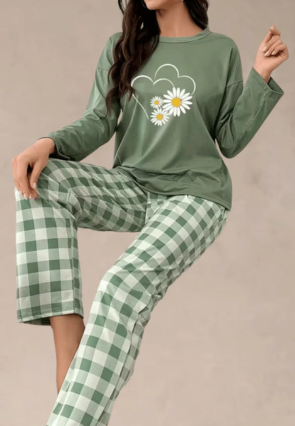 Zielony komplet piżamowy damski z długim rękawem i długimi spodniami w kratę