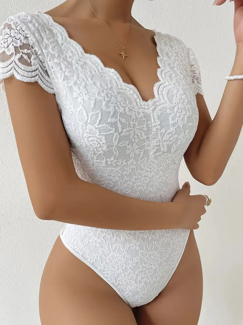 Body białe koronkowe z krótkim rękawem