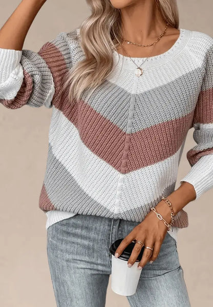 Pastelowy sweter damski w pasy z okrągłym dekoltem