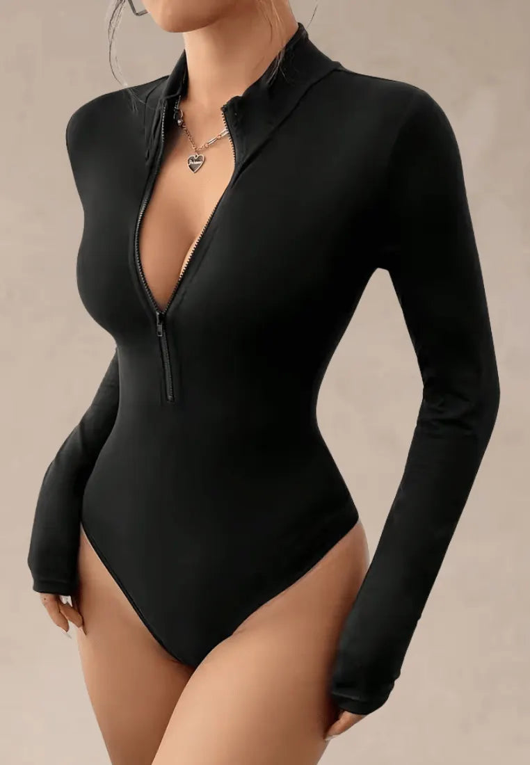 Czarne body damskie z długim rękawem i zamkiem z przodu