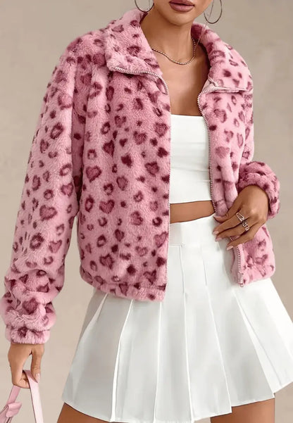 Różowa kurtka damska polarowa krótka w serduszka na zamek