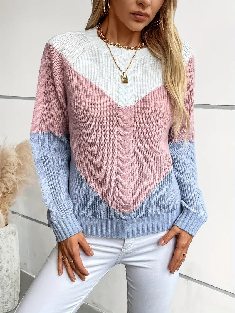 Sweter damski w pastelowe bloki kolorów z warkoczowym splotem