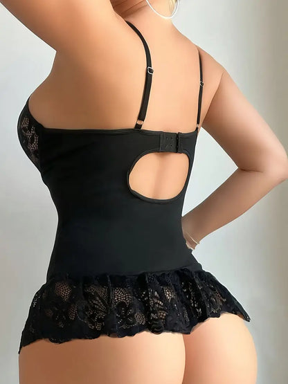 Komplet bielizny czarny z koronką, różowymi wstążkami i podwiązkami