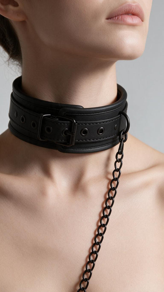 Choker z łańcuszkiem i smyczą Solesio